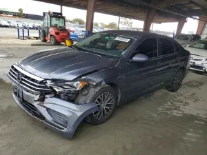 Volkswagen Jetta 1.4L 4 2021