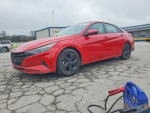 Hyundai Elantra 2.0L 4 2021