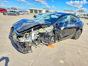 Tesla Model Y 2026
