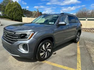 Volkswagen Atlas 2.0L 4 2025