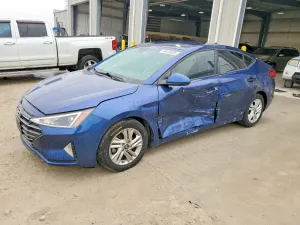 Hyundai Elantra 2.0L 4 2020
