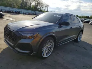 Audi RSQ8 4.0L 8 2022
