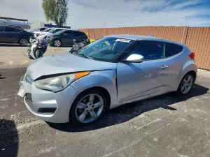 Hyundai Veloster 1.6L 4 2013