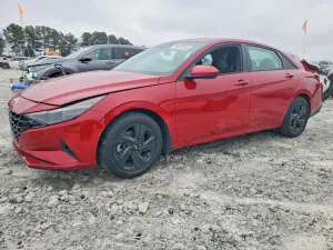 Hyundai Elantra 2.0L 4 2022