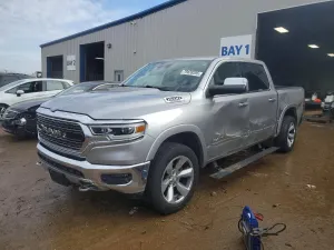 RAM 1500 5.7L 8 2019