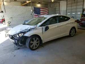 Hyundai Elantra 1.8L 4 2013