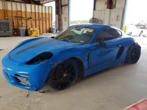 Porsche Cayman 2.0L 4 2024