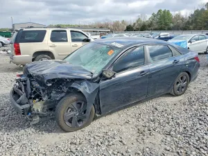 Hyundai Elantra 2.0L 4 2022