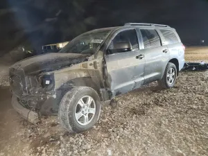 Toyota Sequoia 5.7L 8 2016