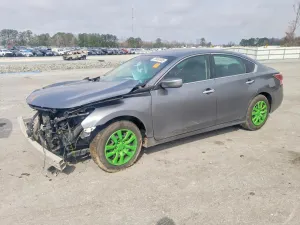 Nissan Altima 2.5L 4 2015