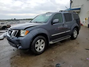 Nissan Pathfinder 4.0L 6 2012