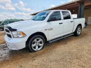 RAM 1500 5.7L 8 2013