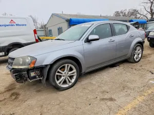 Dodge Avenger 2.4L 4 2013