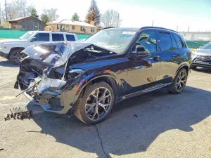 BMW X5 4.4L 8 2019