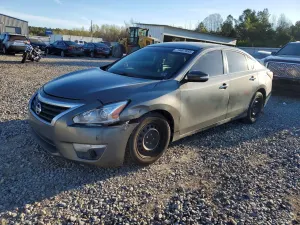 Nissan Altima 2.5L 4 2015