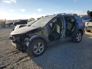 Toyota Rav4 2.5L 4 2015