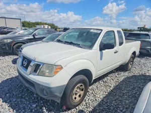 Nissan Frontier 2.5L 4 2015
