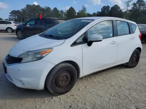 Nissan Versa 1.6L 4 2015