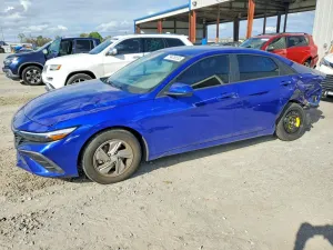 Hyundai Elantra 2.0L 4 2024