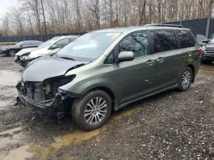 Toyota Sienna 3.5L 6 2019