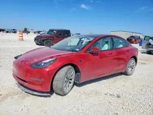 Tesla Model 3 2022