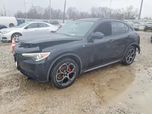 Alfa Romeo Stelvio 2.0L 4 2022