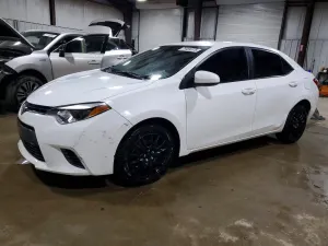 Toyota Corolla 1.8L 4 2015