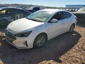 Hyundai Elantra 2.0L 4 2020