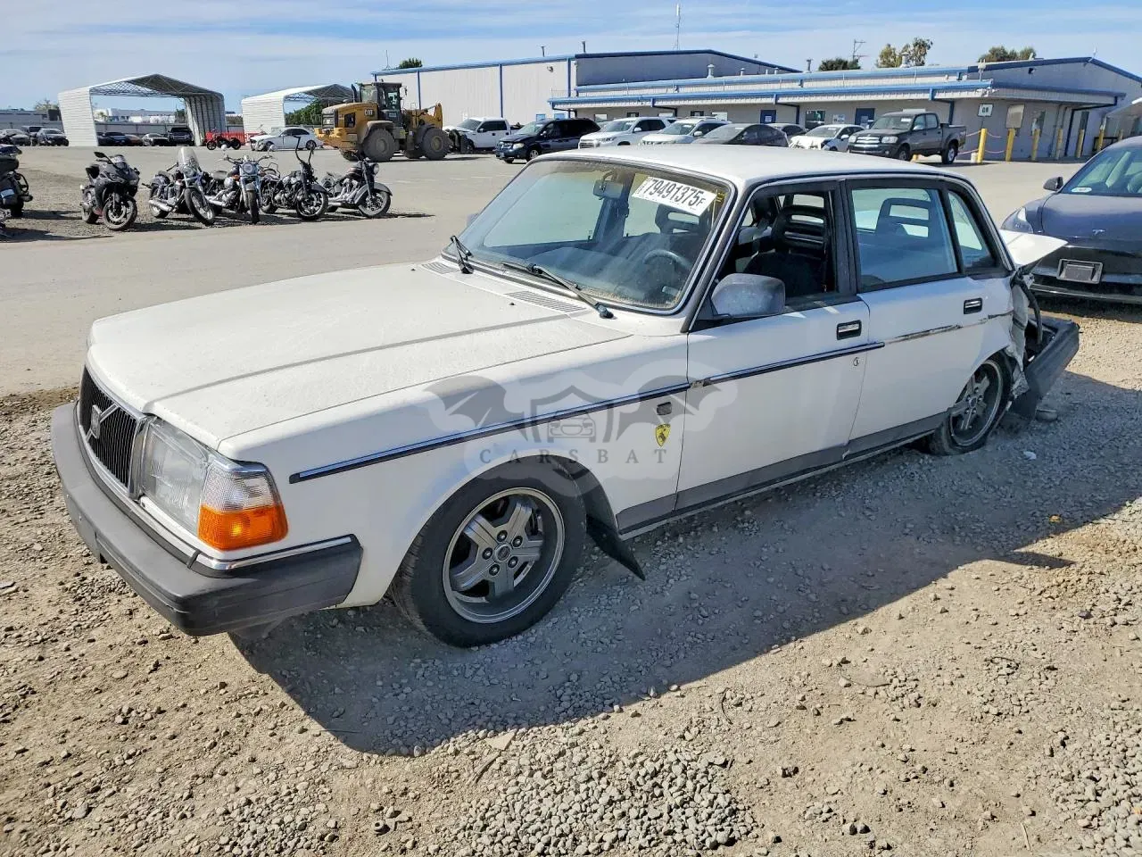 Volvo 240 2.3L 4 1990