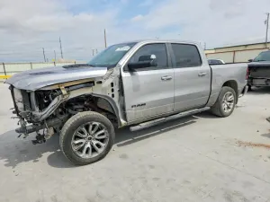 RAM 1500 5.7L 8 2019