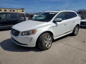 Volvo XC60 2.0L 4 2015