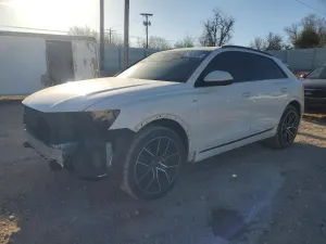 Audi Q8 3.0L 6 2021