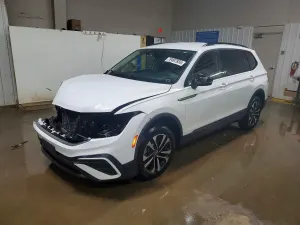 Volkswagen Tiguan 2.0L 4 2023