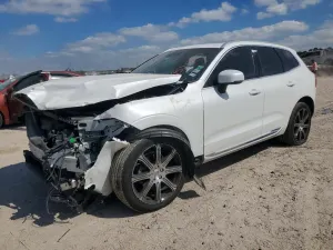 Volvo XC60 2.0L 4 2020