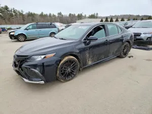 Toyota Camry 2.5L 4 2021