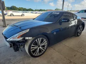 Nissan 370z 3.7L 6 2013