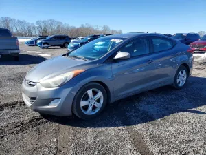 Hyundai Elantra 1.8L 4 2013
