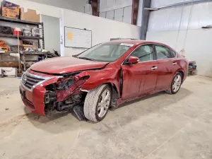 Nissan Altima 3.5L 6 2015