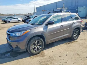 Toyota Highlander 3.5L 6 2016