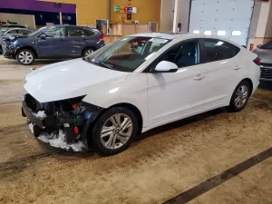 Hyundai Elantra 2.0L 4 2019