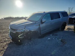 Chevrolet Suburban 5.3L 8 2023