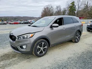 Kia Sorento 2.0L 4 2016