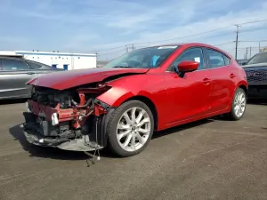 Mazda 3 2.5L 4 2015