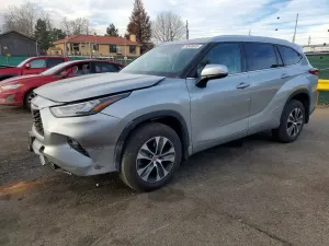 Toyota Highlander 3.5L 6 2020
