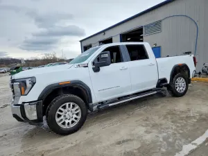 GMC Sierra 6.6L 8 2024