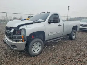 Chevrolet Silverado 1500 6.6L 8 2013