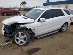 Mercedes-Benz ML 3.0L 6 2015