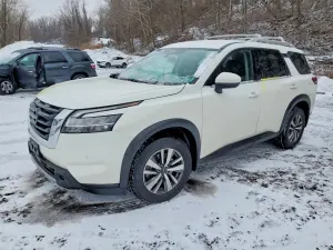 Nissan Pathfinder 3.5L 6 2024