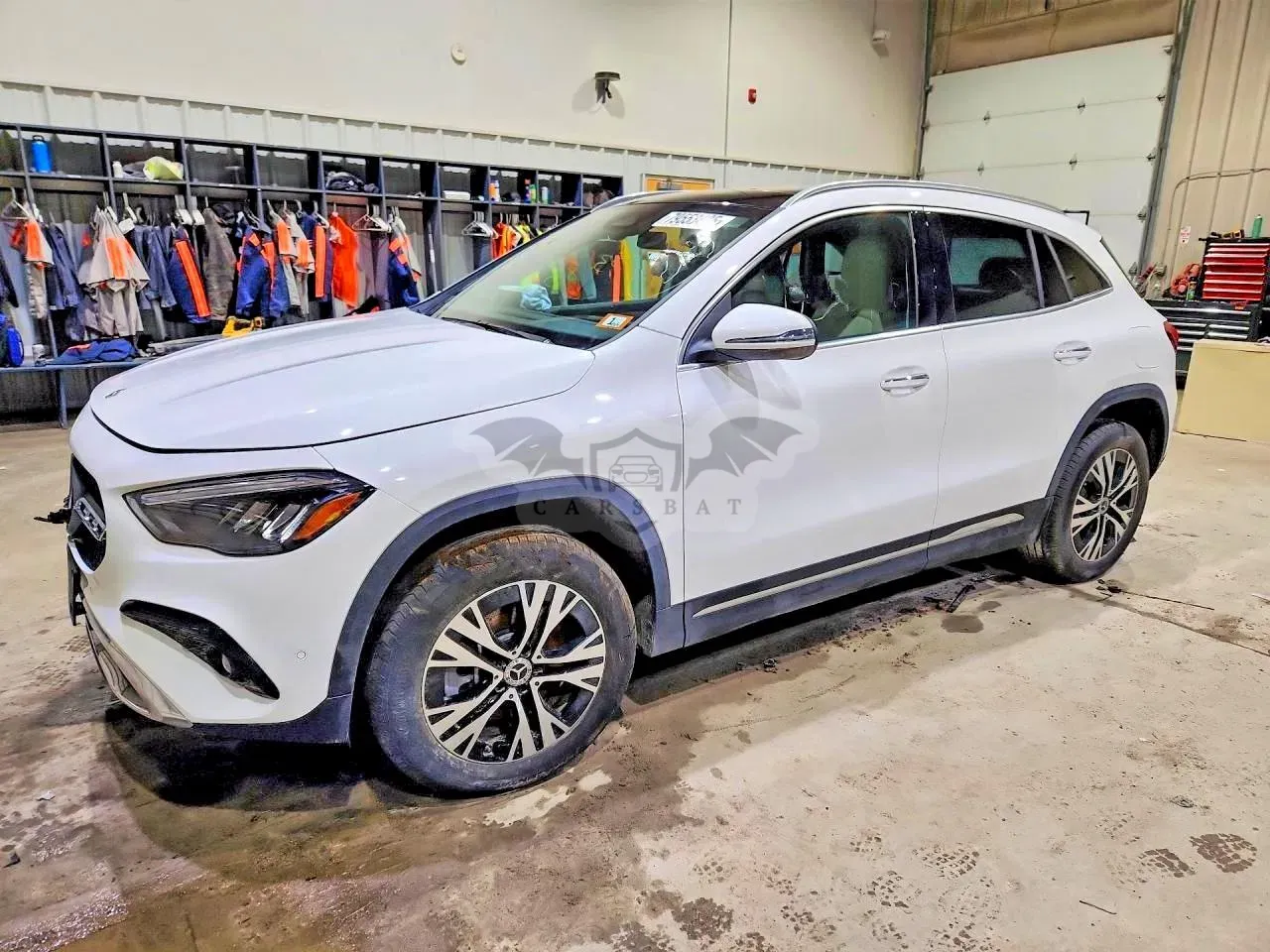 Mercedes-Benz GLA 2.0L 4 2025