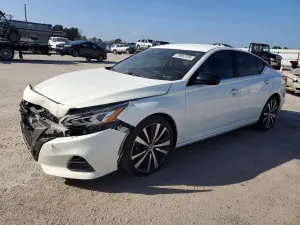 Nissan Altima 2.5L 4 2020